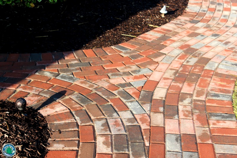Read more about the article Landscaping Ideas: Adding a Paved Walkway